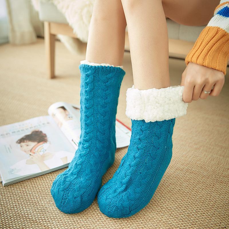 Crest Extra-warm Fleece Indoor Socks