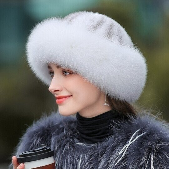 🎅Early Christmas Sale - 49% OFF🎁Women's Winter Furry Hat